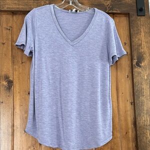 Women's V-Neck lilac Top
